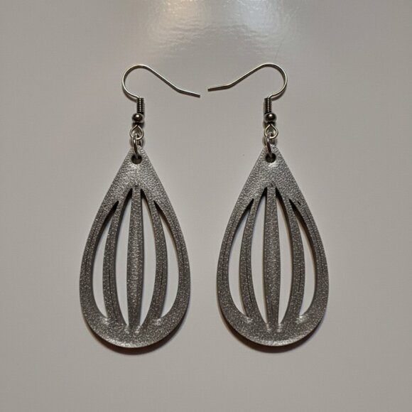 Elegant Balloon design 3D Printed Earrings on Sterling Silver Hooks - Picture 2 of 4